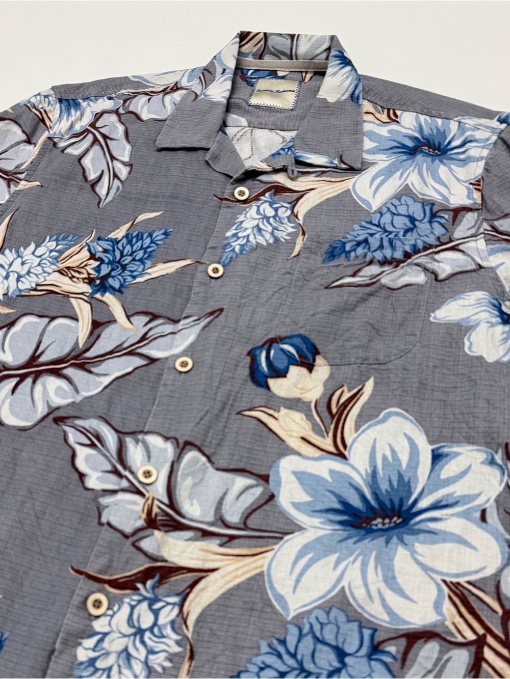 Tommy Bahama Men's Gray Floral Short-Sleeve Shirt - 100% Silk - Size Large